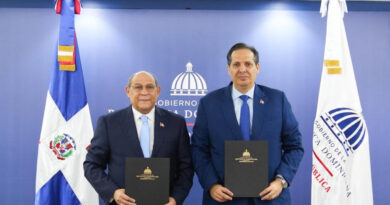 Ministerios de Salud y Educación Superior establecen criterios para certificación de títulos académicos de extranjeros en áreas de la salud