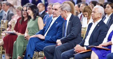 Luis Abinader destacó que la estabilidad democrática en la República Dominicana se debe a la construcción de consensos y al desarrollo institucional.