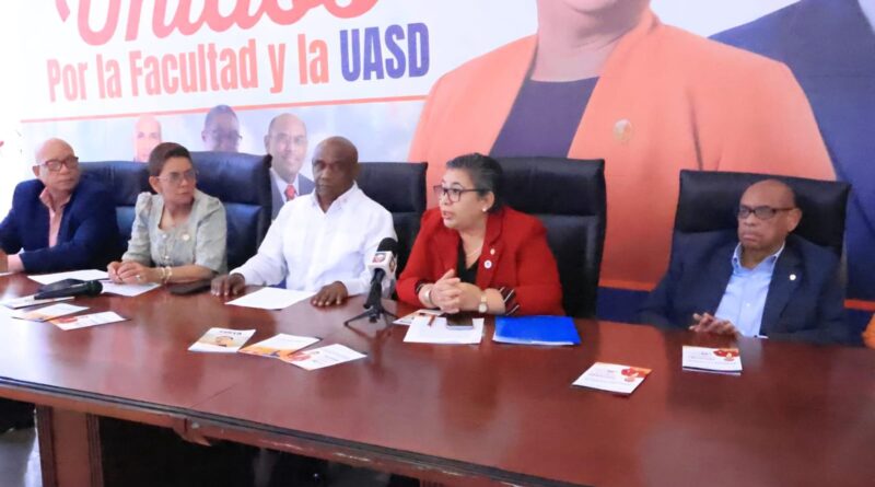 Coalición Unidos por la Facultad presenta programa de gestión para transformar la FCES y fortalecer la unidad. 1 La Coalición Unidos por la Facultad presentó su programa de gestión para la FCES, enfocado en unidad, innovación y fortalecimiento académico.