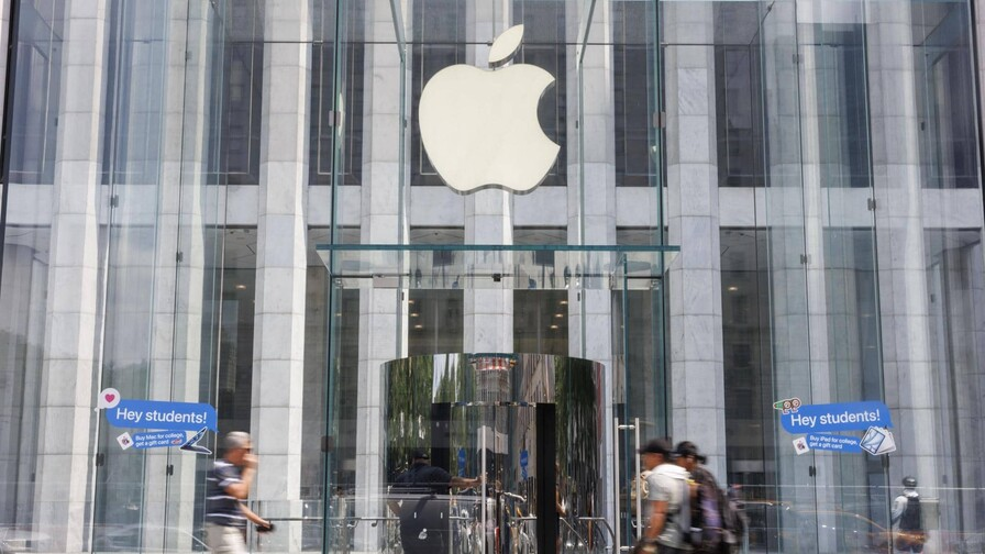 Noticias: 24 Bruselas cuestiona retraso de Apple en lanzar ‘Siri AI’ en Europa